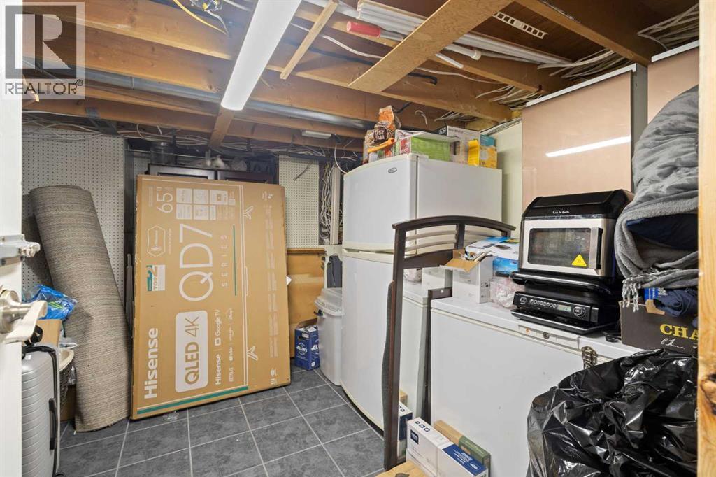 Single Family House Bungalow for Sale in  Woodpark Place SW Woodlands Calgary 