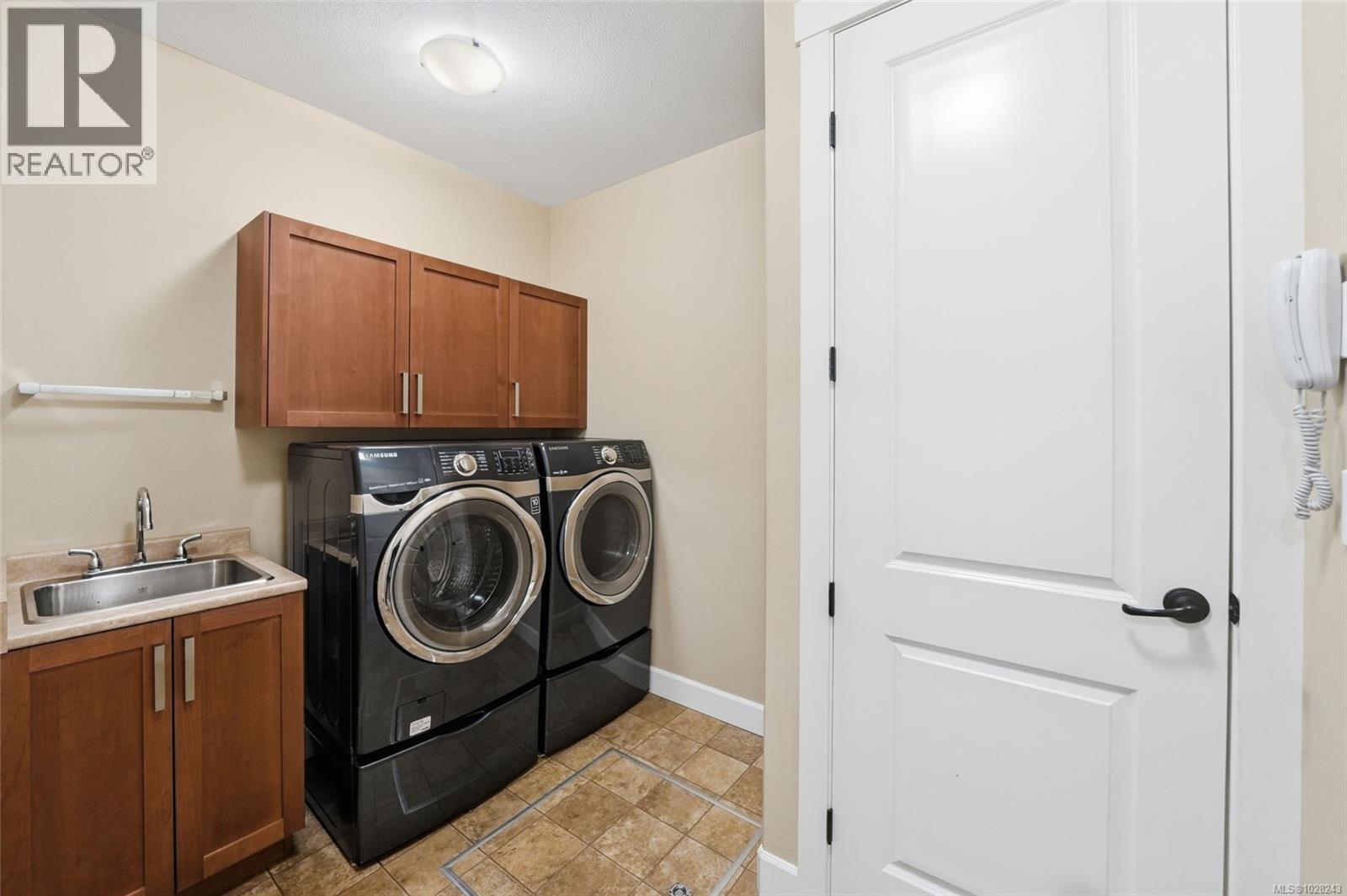 976 WINDRIDGE PL - 42