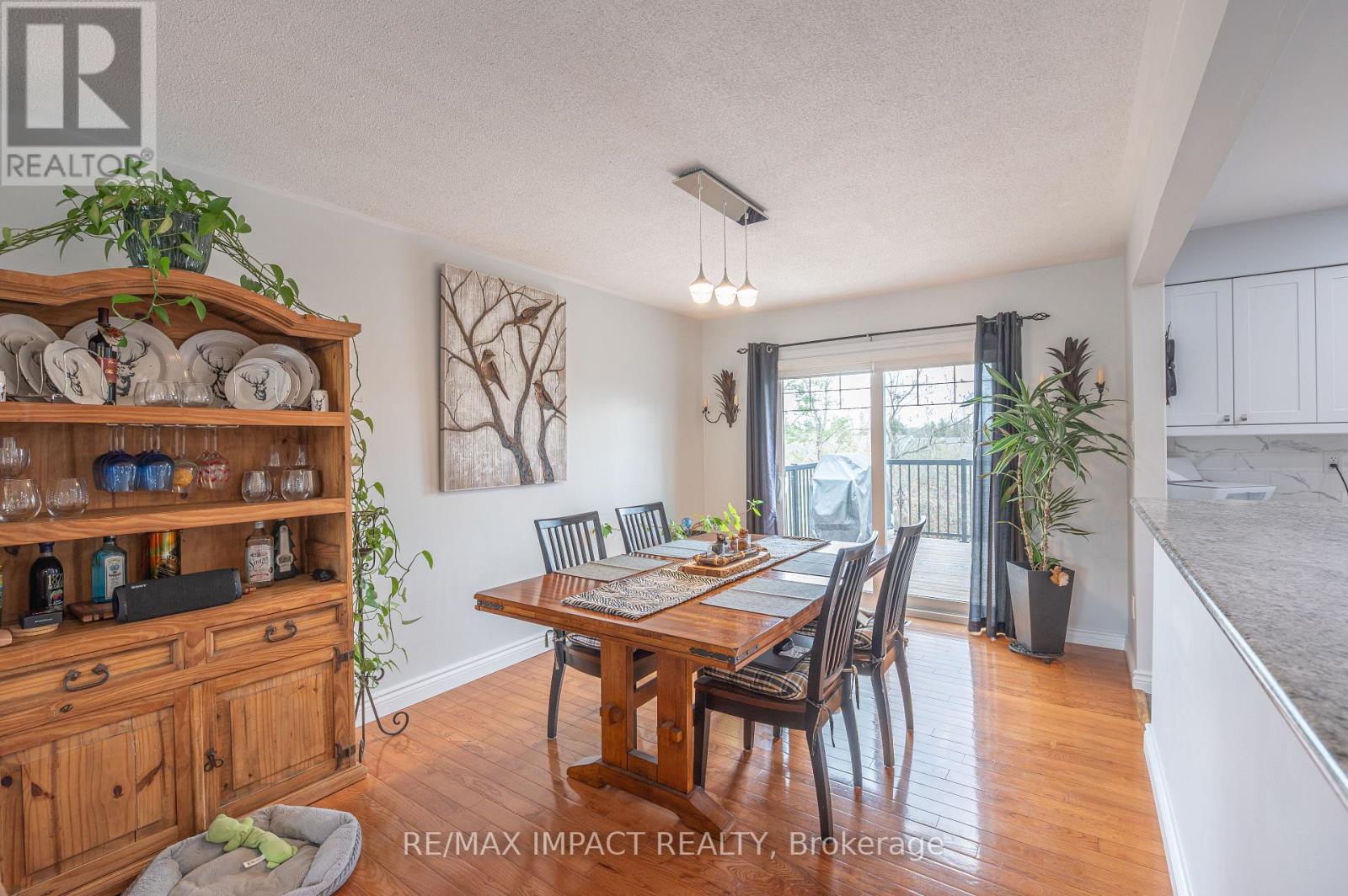10 CEDARTREE LANE - 11