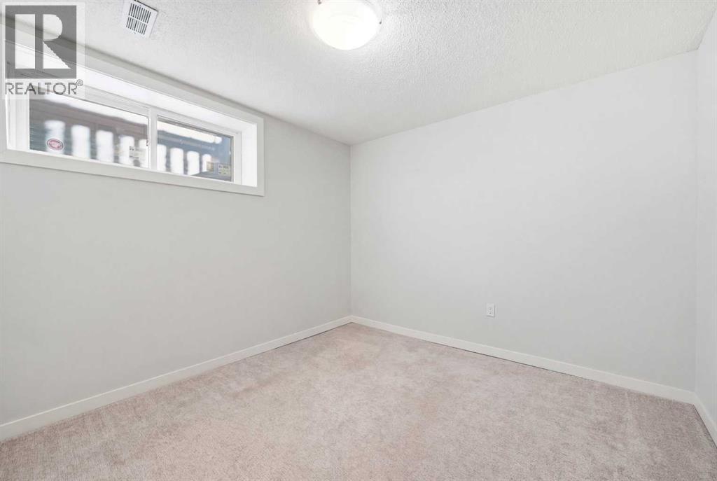 Single Family House for Sale in  Skyview Point Road NE Skyview Ranch Calgary 