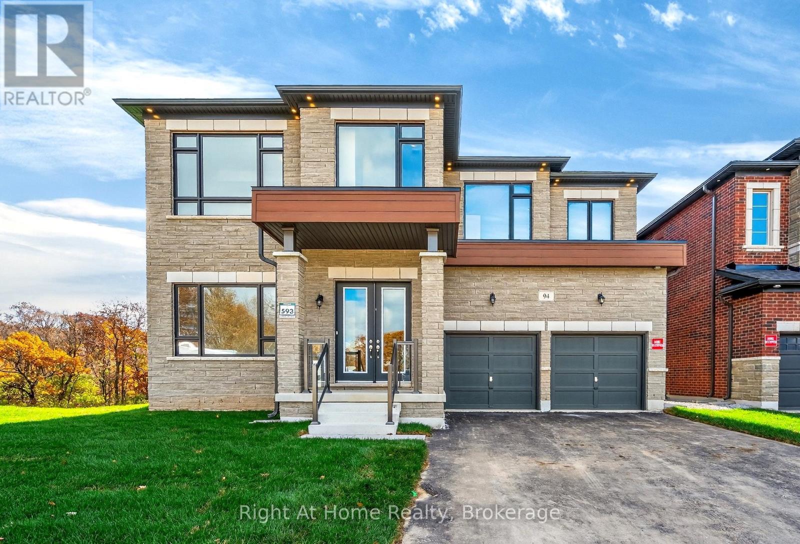 94 SMOKEY HOLLOW PLACE - 1