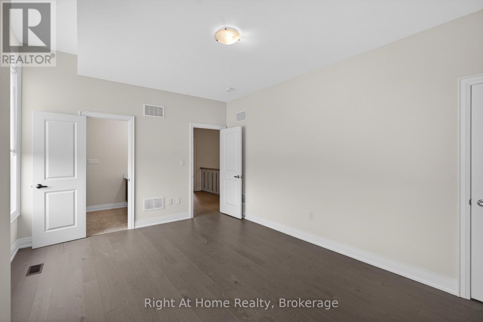 94 SMOKEY HOLLOW PLACE - 31