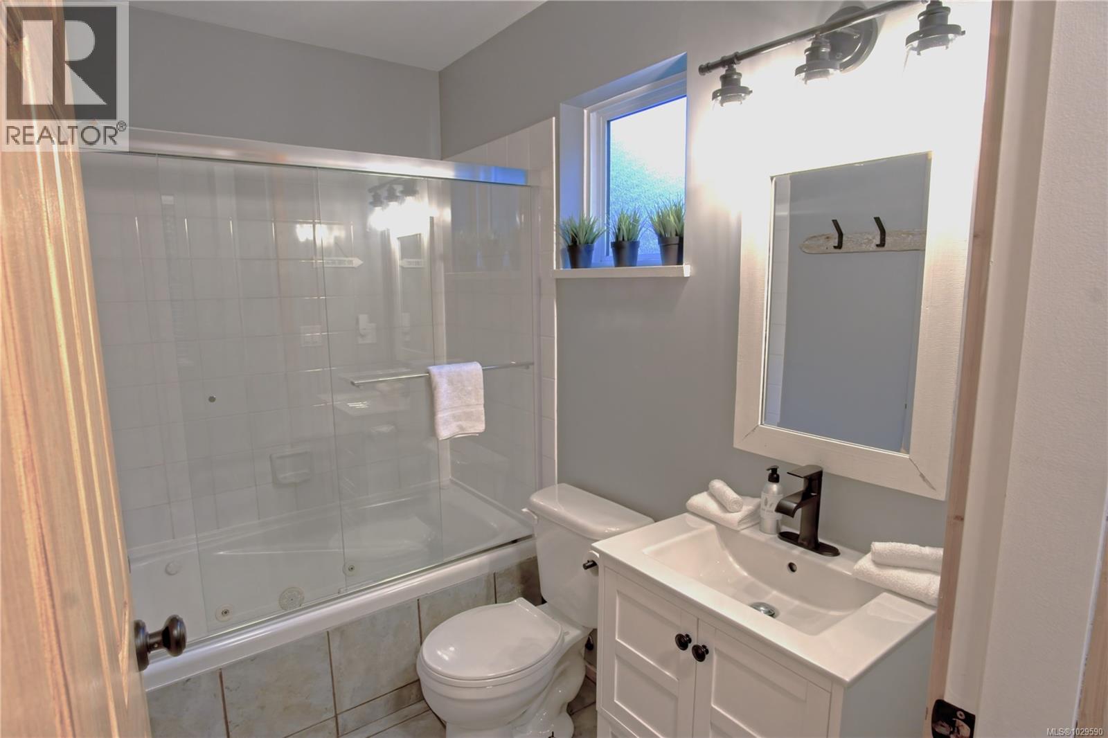 #23 1039 TYEE TERR - 7