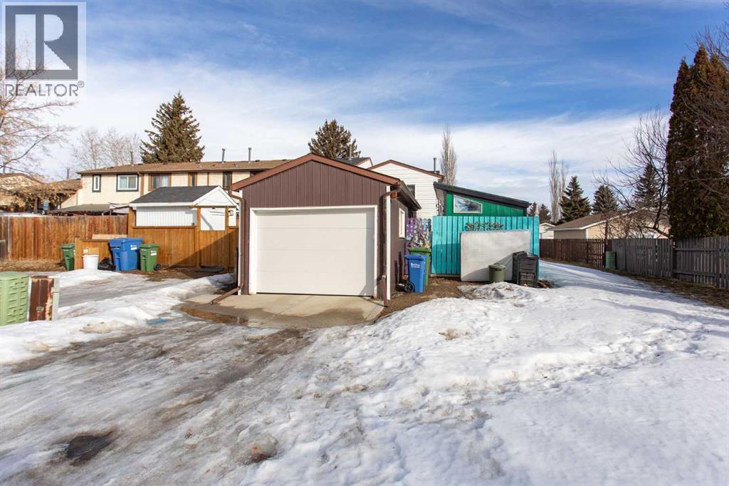 17 Boyce Street, Red Deer