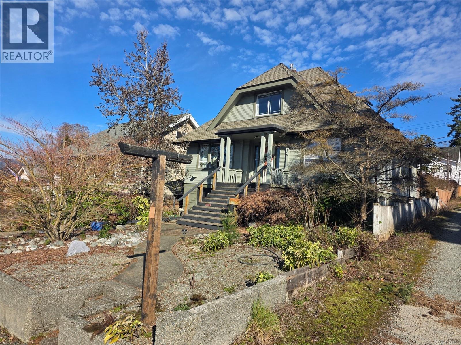 3039 5th Ave - 32