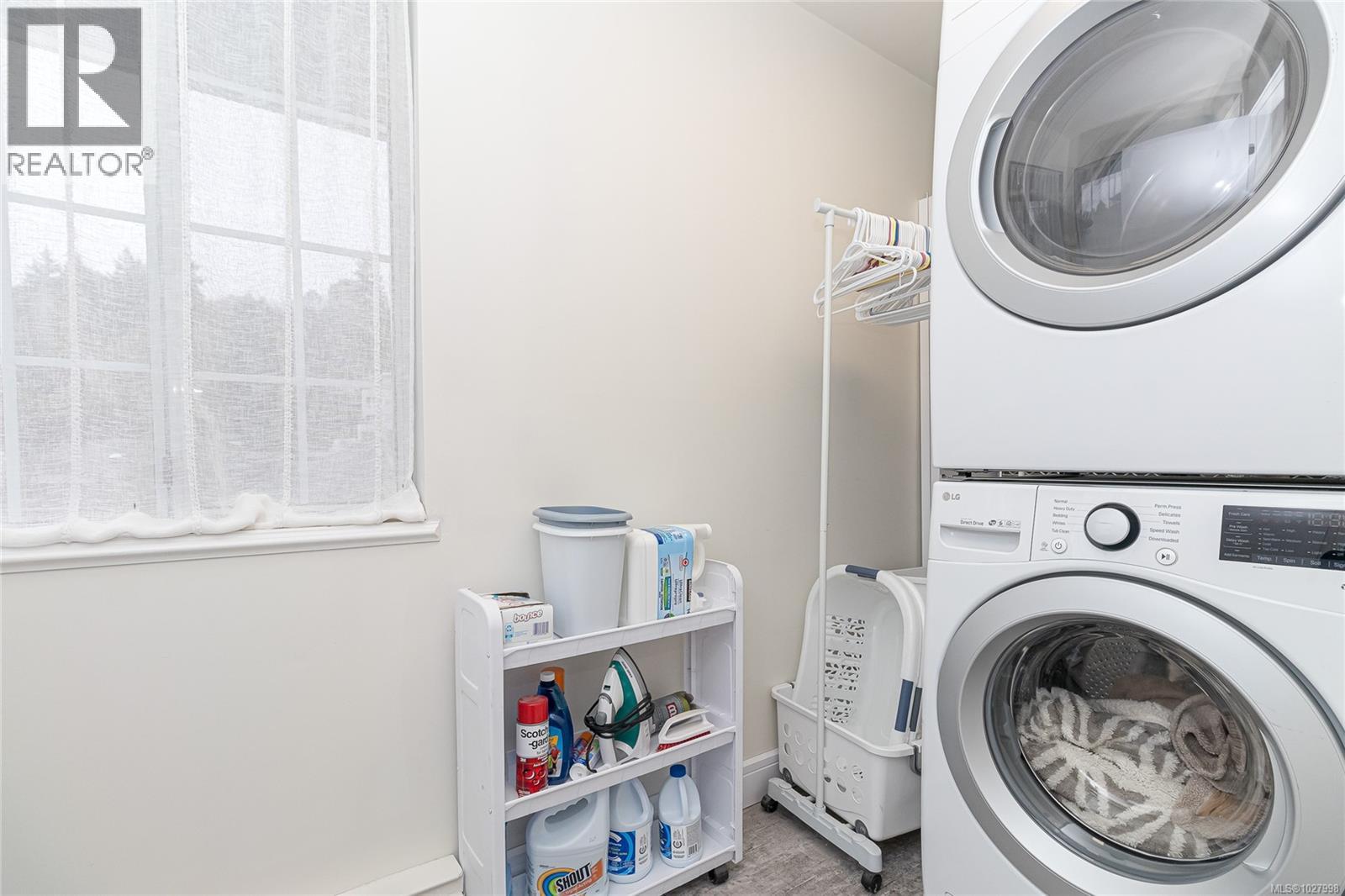 #14 5110 Cordova Bay Rd - 25