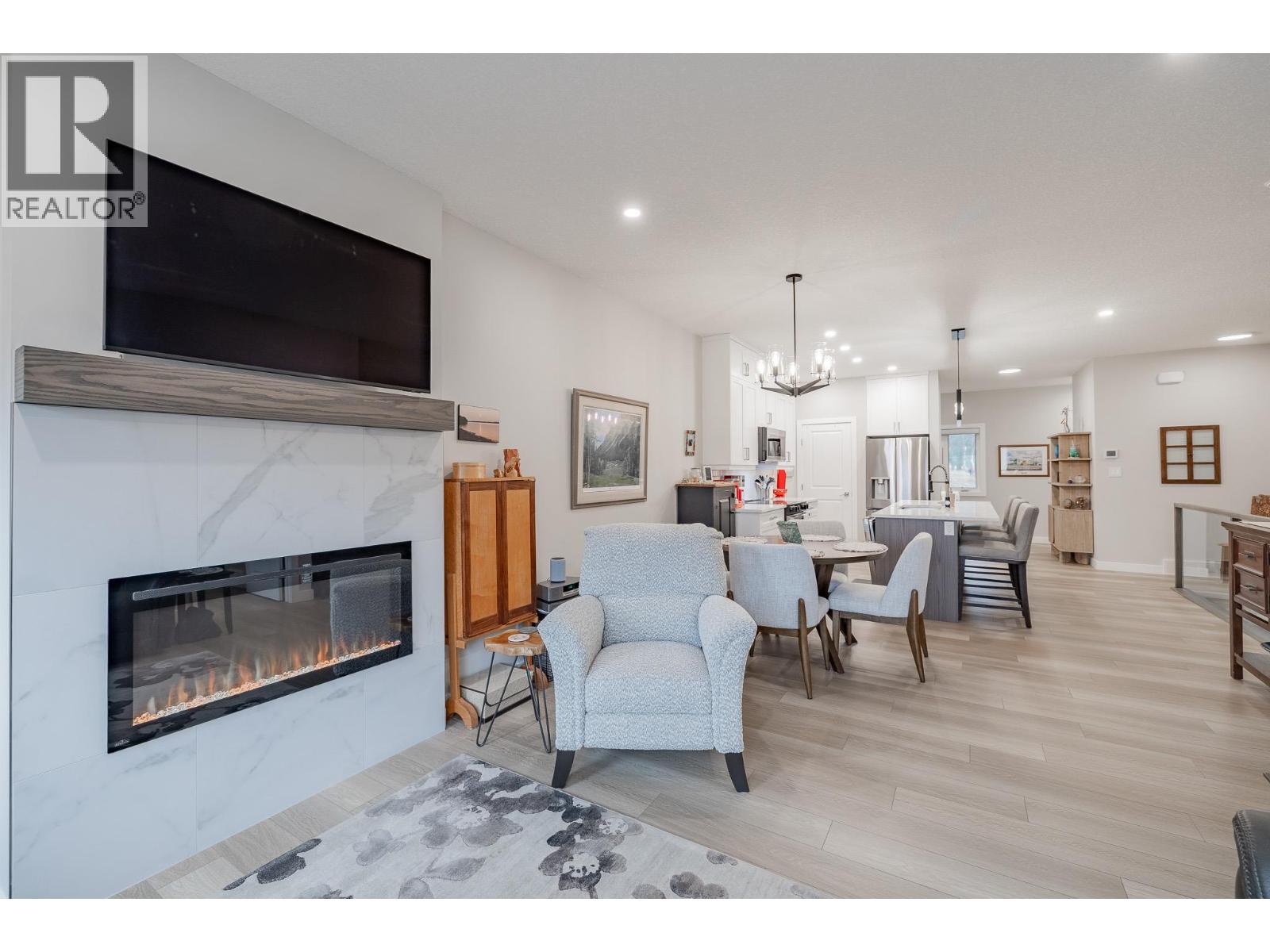 4820 Ridge Road Unit# 2, Radium Hot Springs