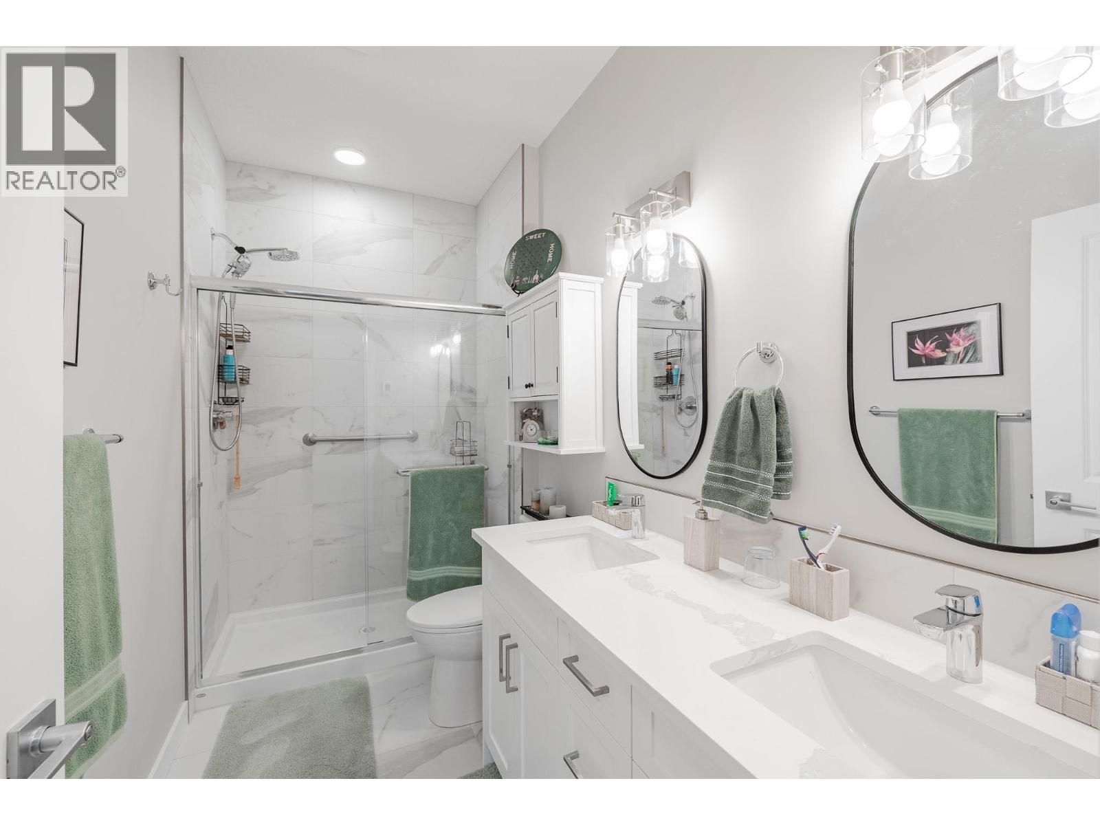 4820 Ridge Road Unit# 2, Radium Hot Springs