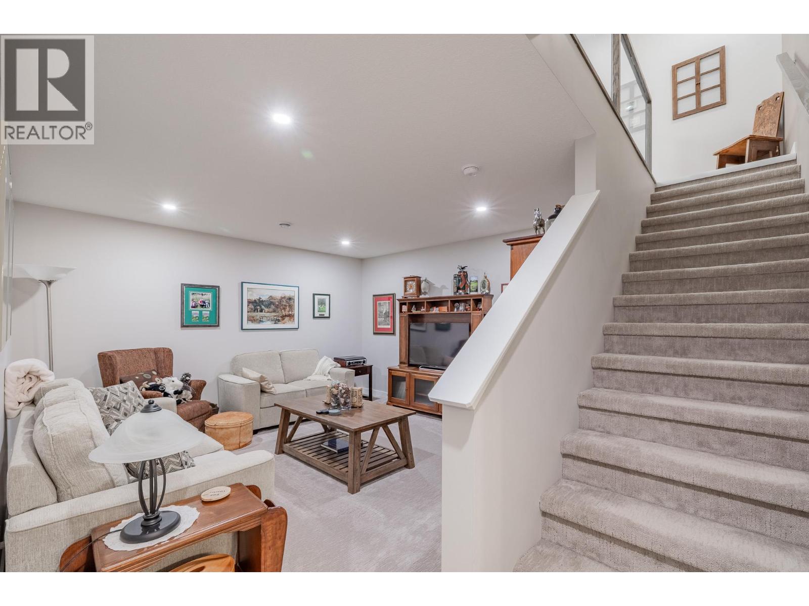 4820 Ridge Road Unit# 2, Radium Hot Springs