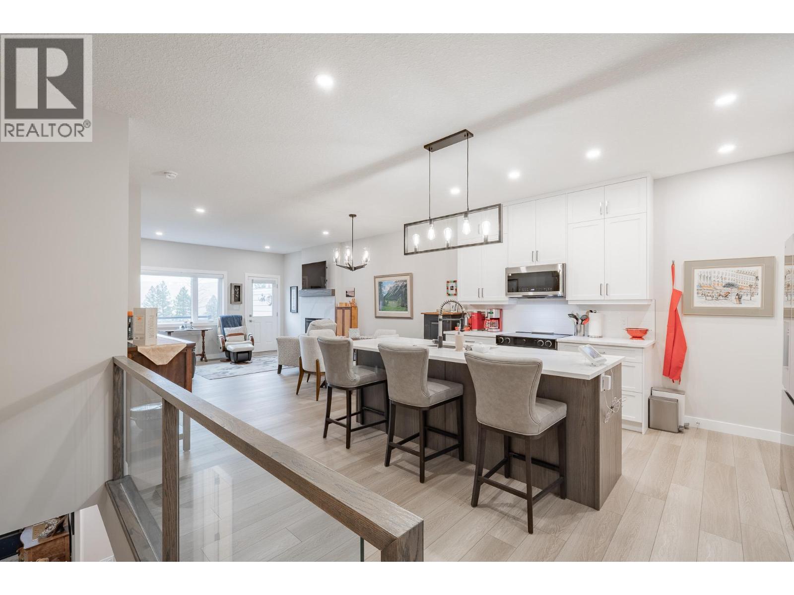 4820 Ridge Road Unit# 2, Radium Hot Springs