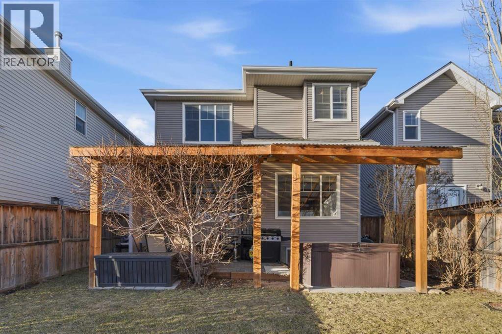 Single Family House for Sale in  Cougartown Circle SW Cougar Ridge Calgary 