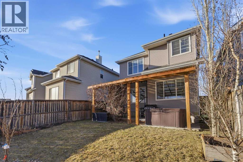 Single Family House for Sale in  Cougartown Circle SW Cougar Ridge Calgary 