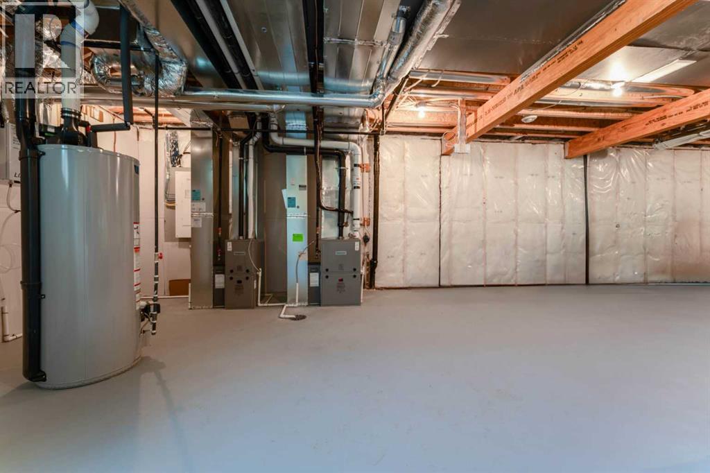 Single Family House for Sale in  Lewiston Drive NE Lewisburg Calgary 