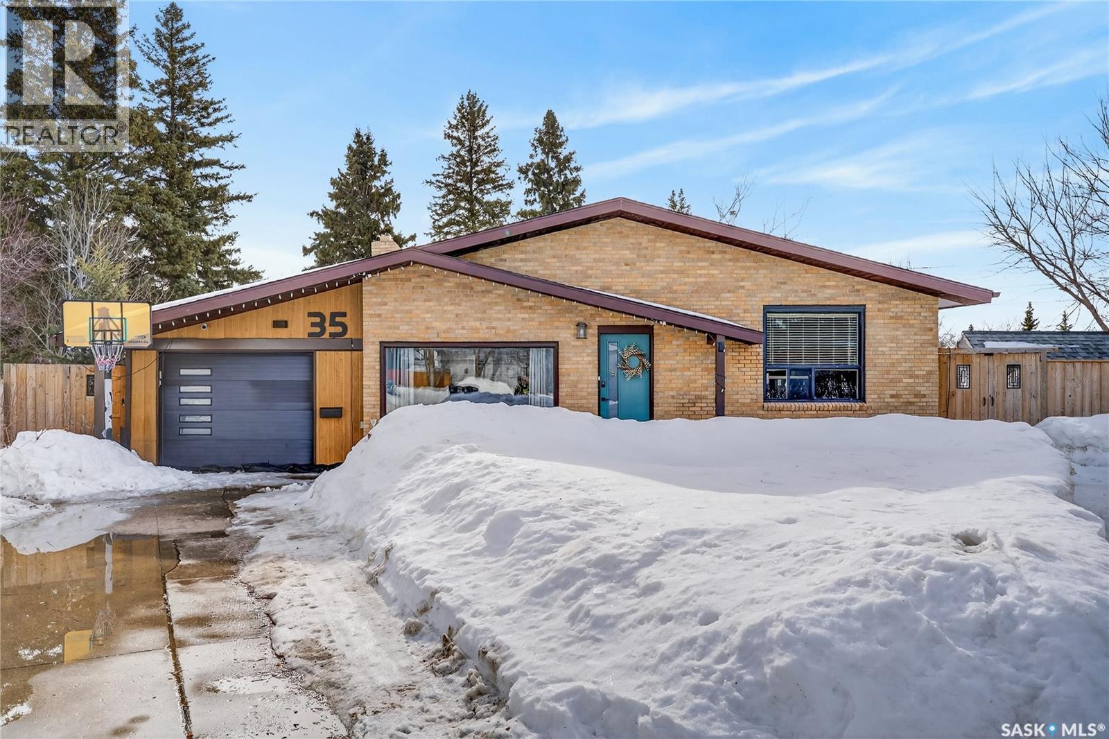 35 King CRESCENT