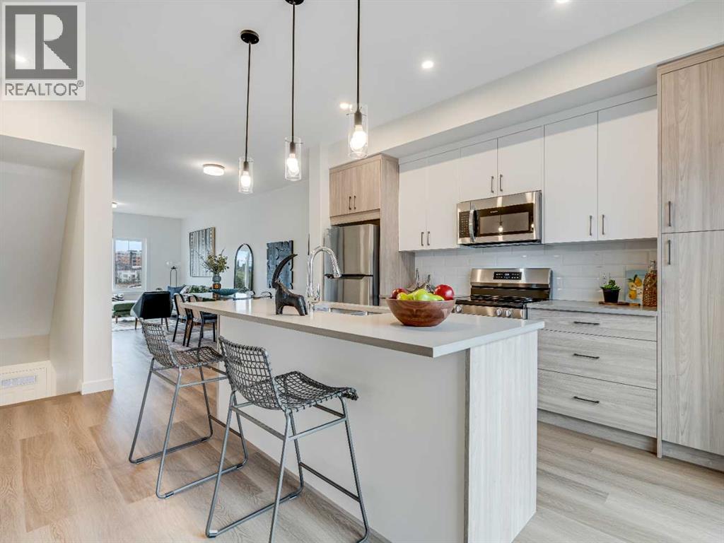 2221 81st Street SW, Calgary, Alberta