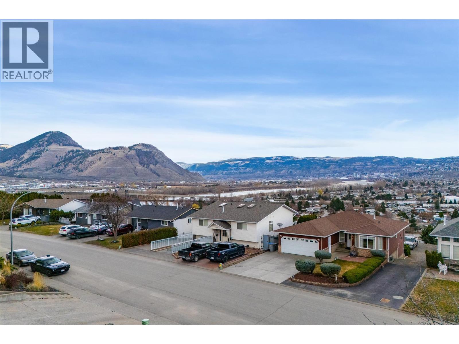 1748 NORTH RIVER DRIVE - 8