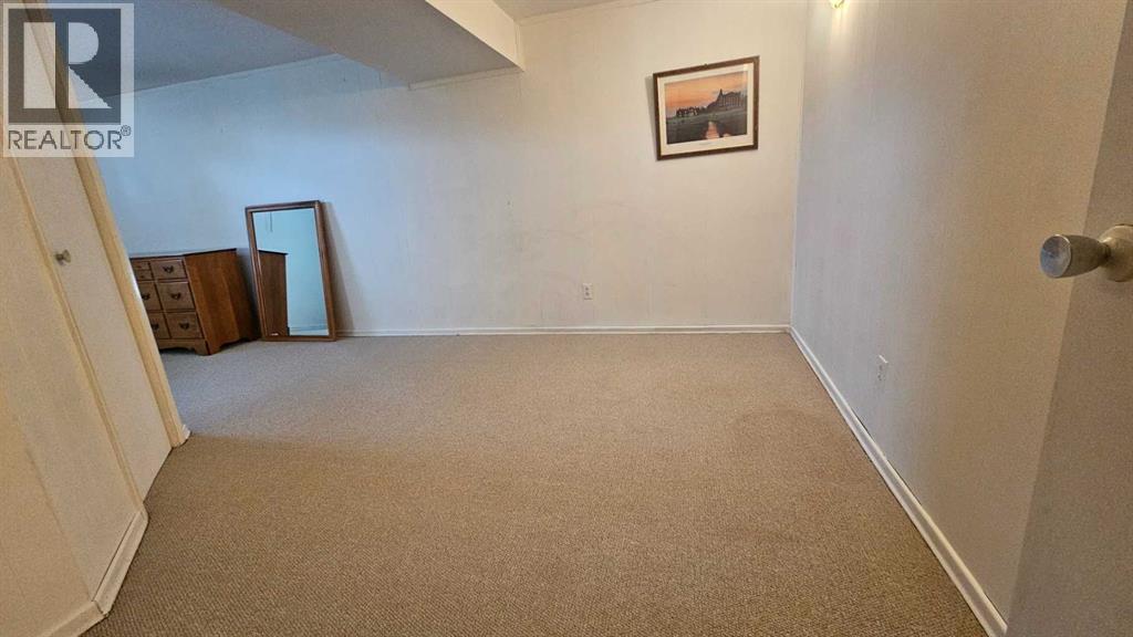 Single Family House Bungalow for Sale in  Clarendon Road NW Collingwood Calgary 