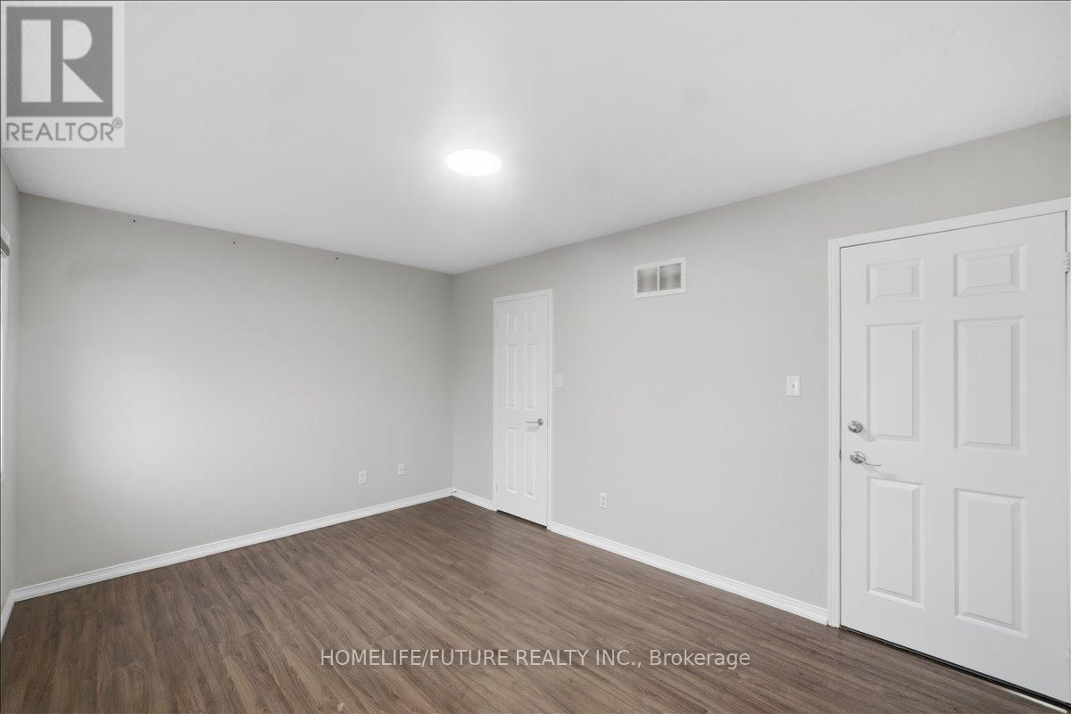 282 SCOTTSDALE DRIVE,Clarington (Bowmanville),,