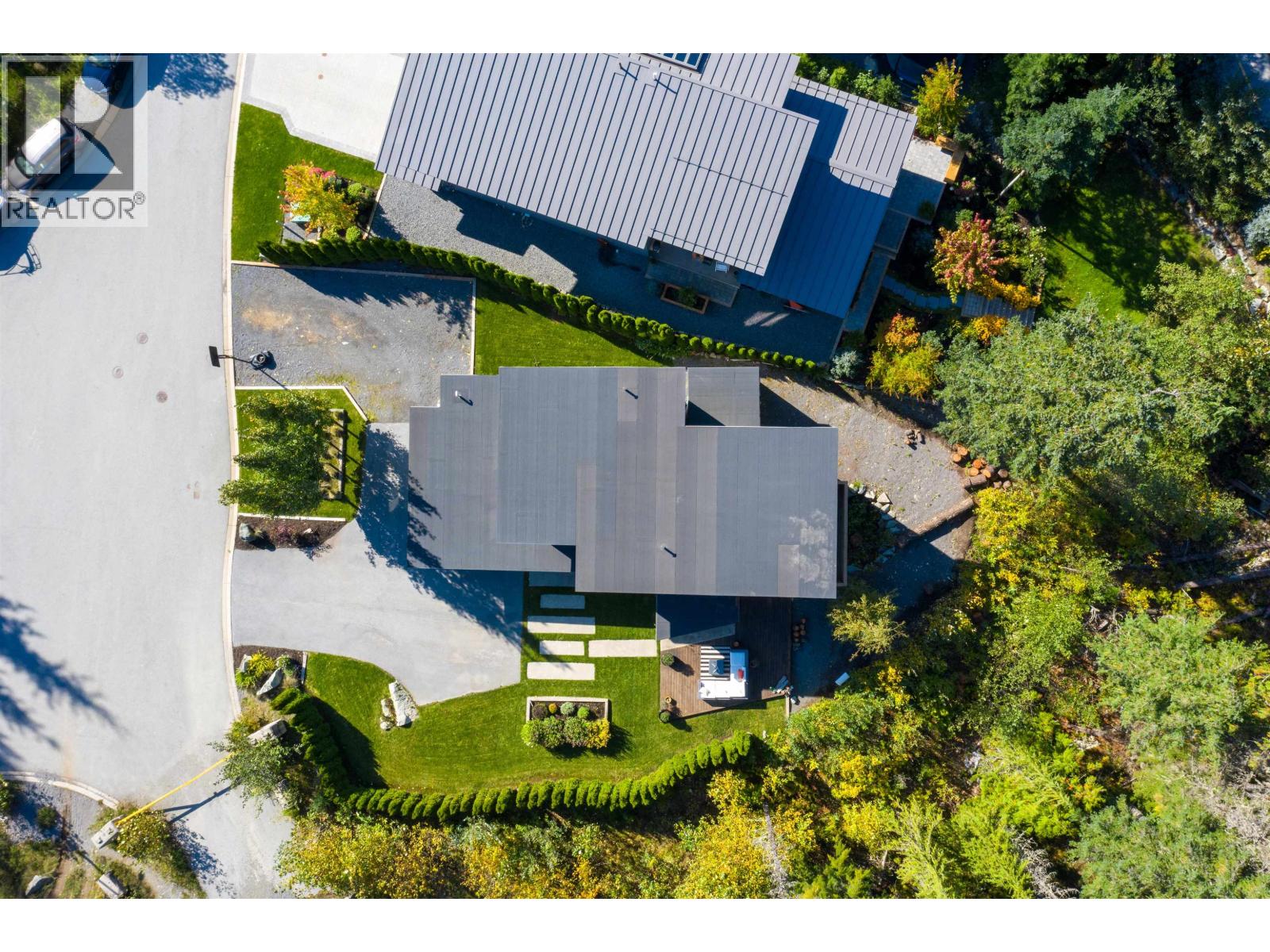 1087 MADELEY PLACE, Whistler