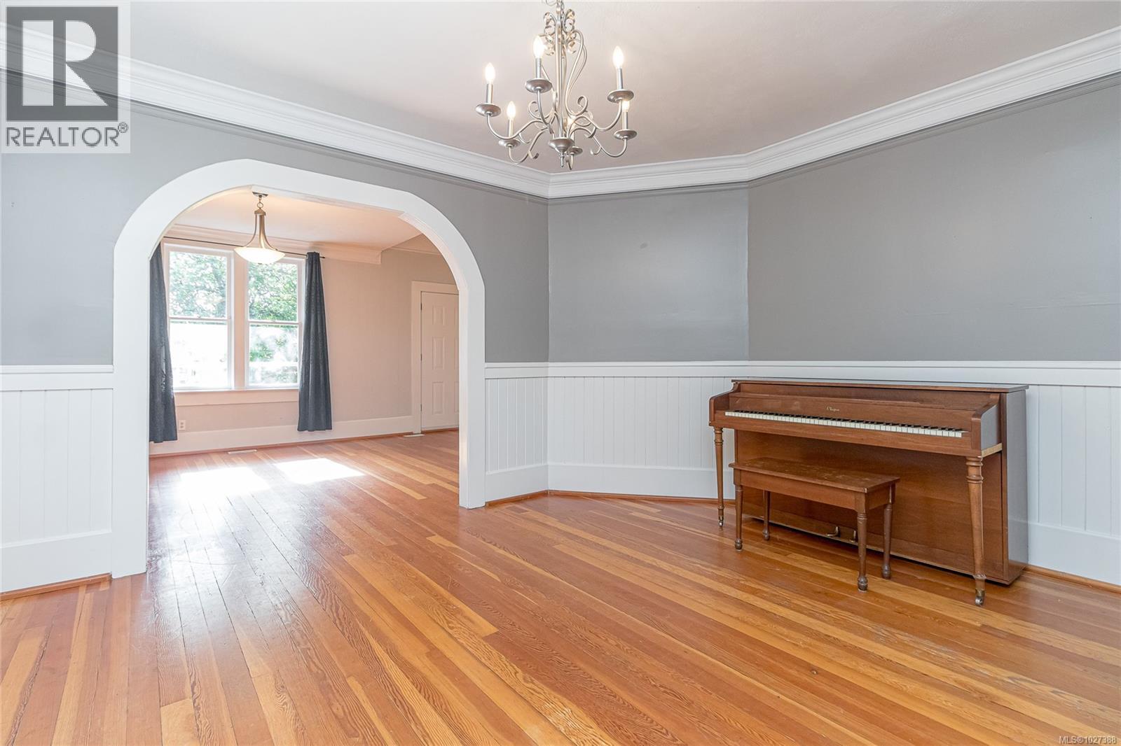 1421 CRANBERRY AVE - 20