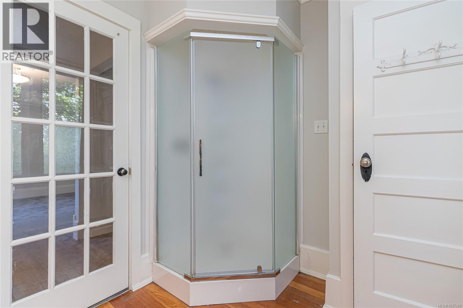 1421 CRANBERRY AVE - 32