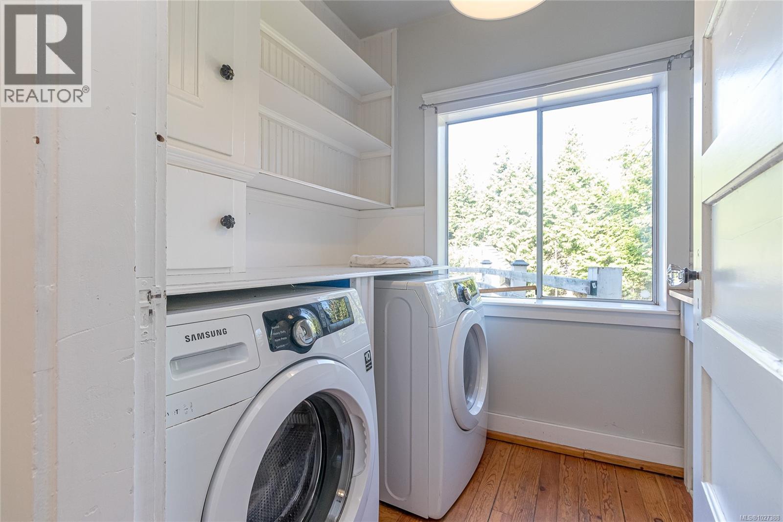 1421 CRANBERRY AVE - 50