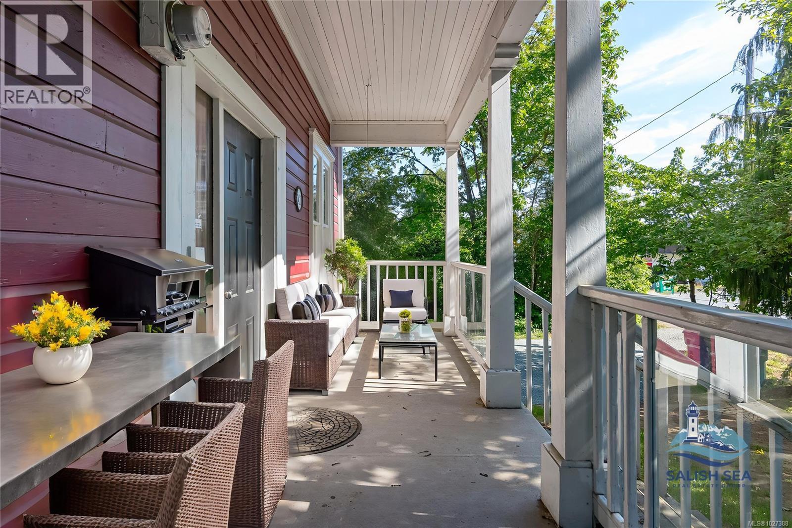 1421 CRANBERRY AVE - 13