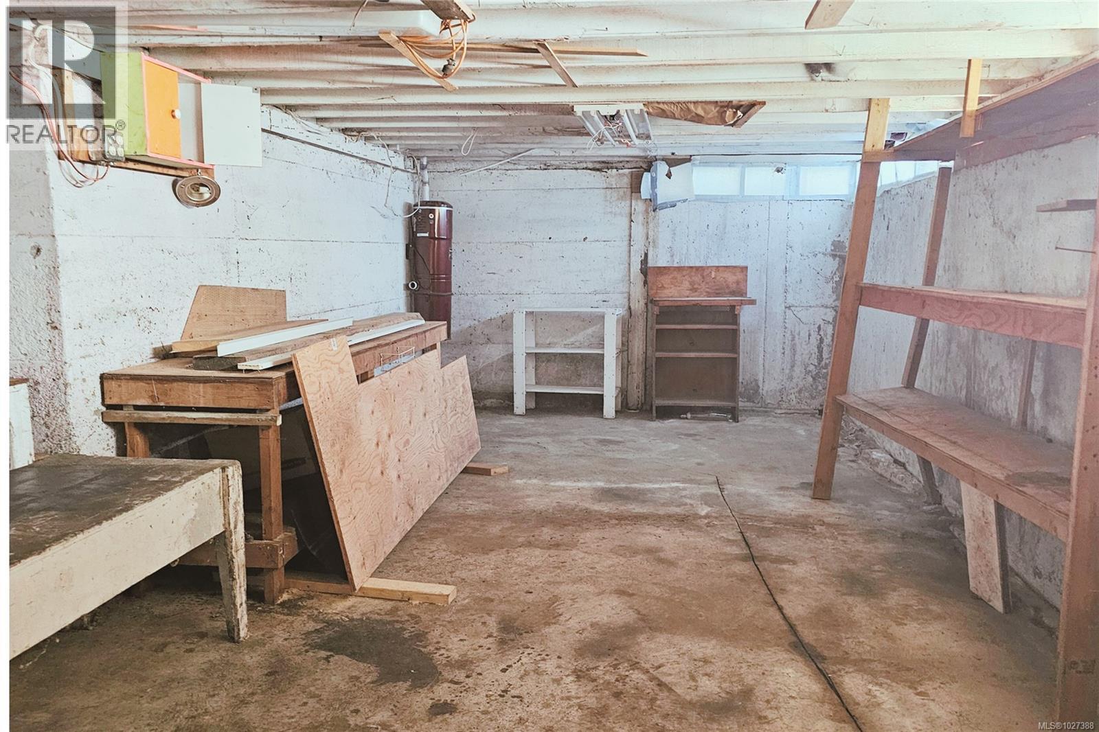 1421 CRANBERRY AVE - 63