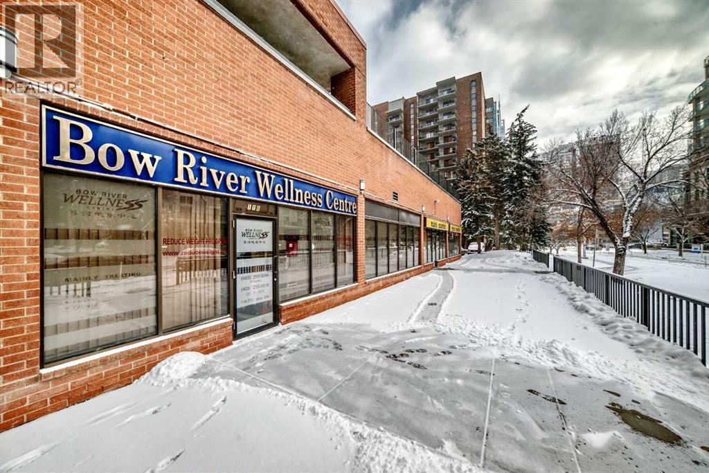 Single Family House for Sale in    Avenue SW Eau Claire Calgary 