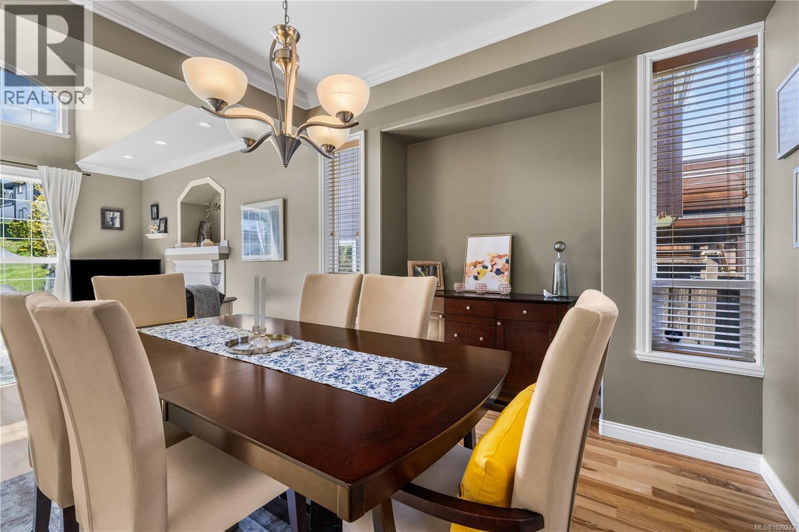 608 Nelson Rd - 45