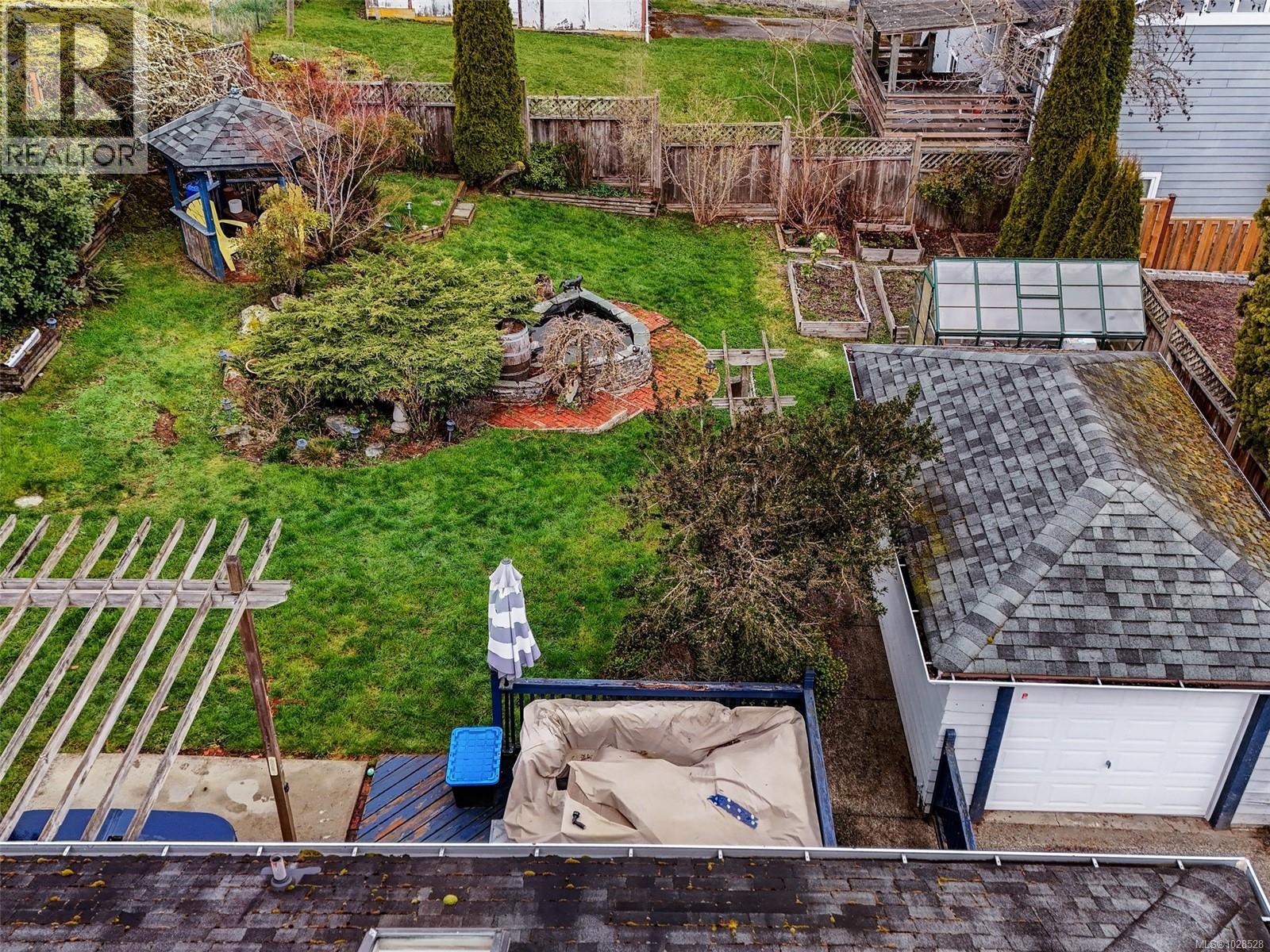  3044 Austin Avenue, Saanich
