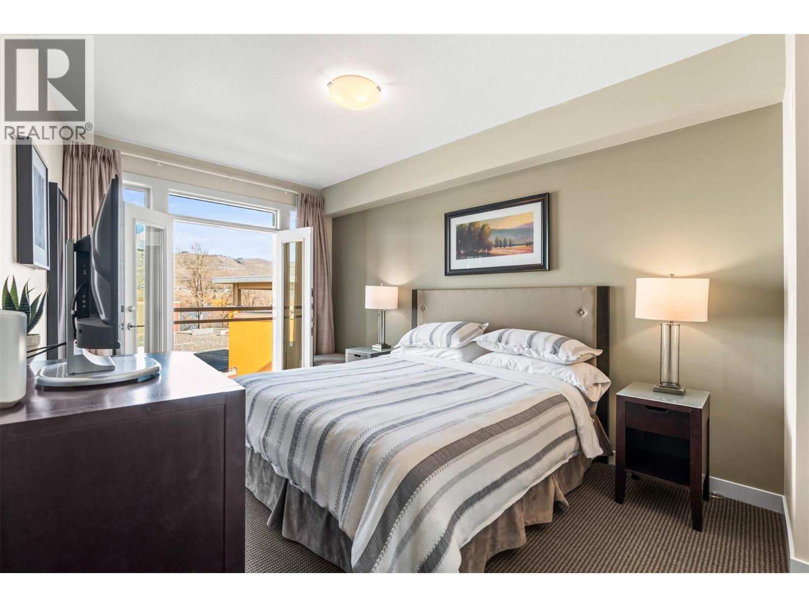 2401 7343 Okanagan Landing Road, Vernon