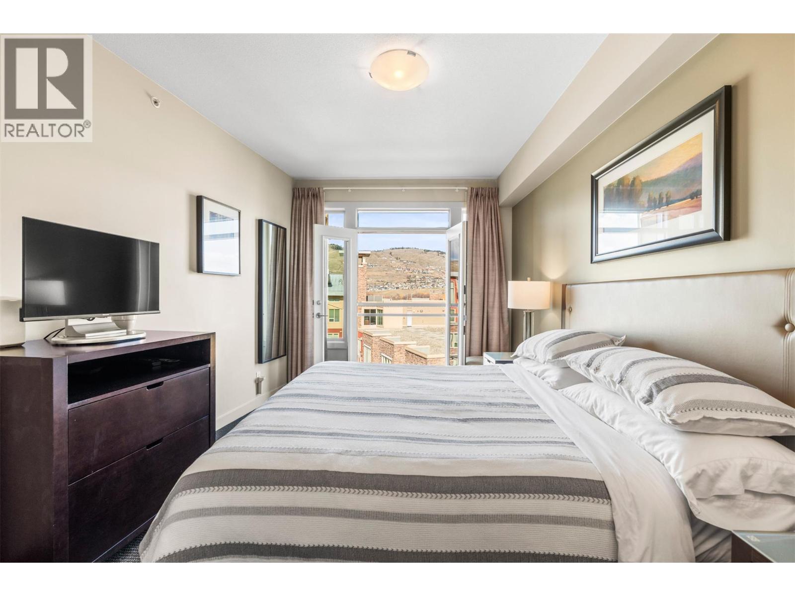 2401 7343 Okanagan Landing Road, Vernon