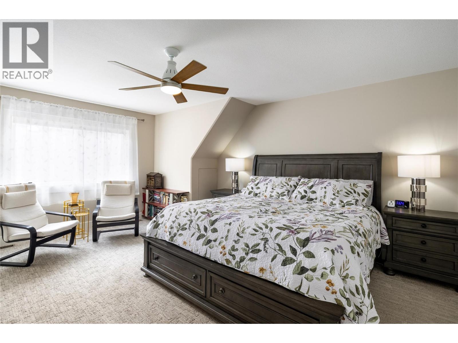 132 Falcon Avenue - 36