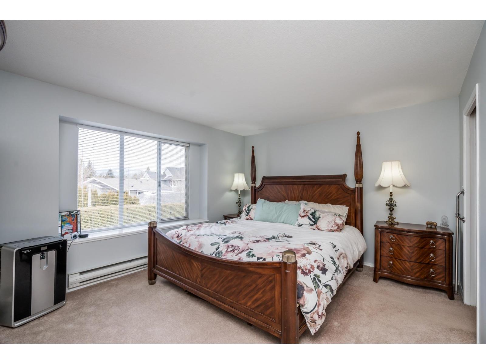 House in Chilliwack - Image 23