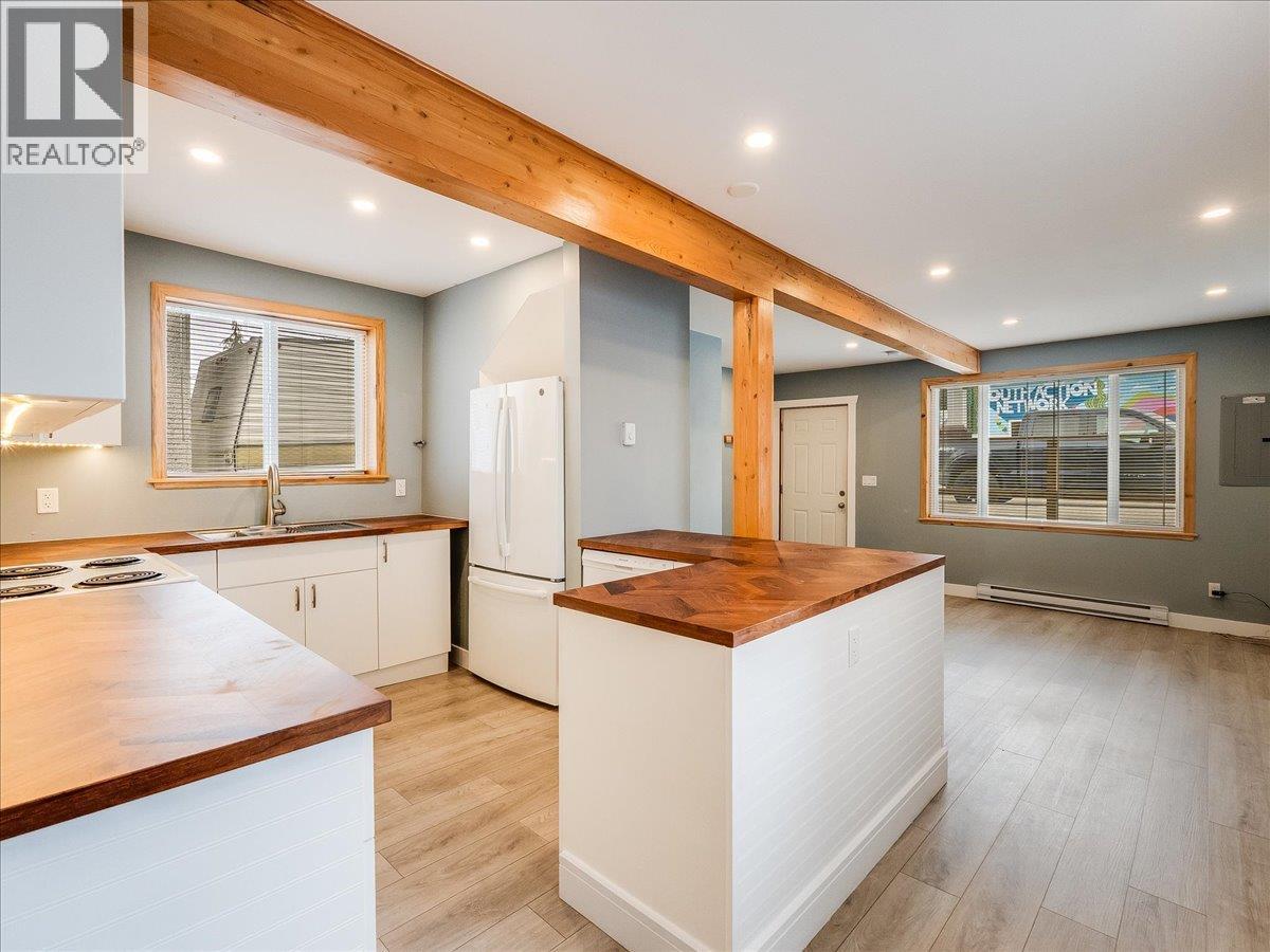 2342 Washington Street, Rossland