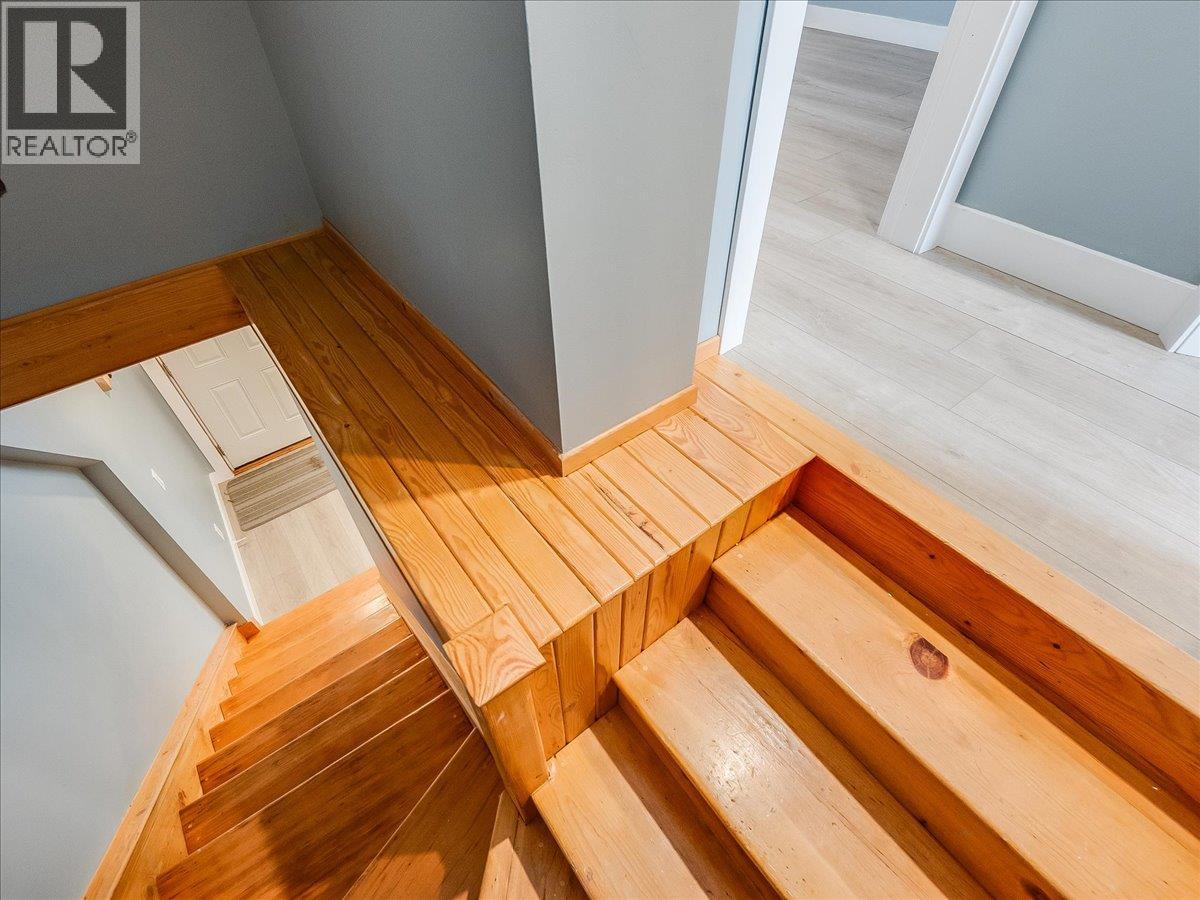 2342 Washington Street, Rossland