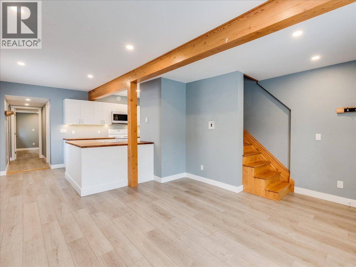 2342 Washington Street, Rossland