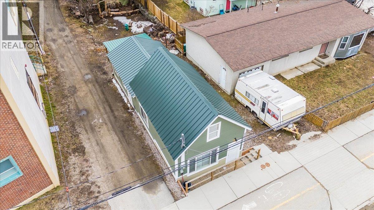 2342 Washington Street, Rossland