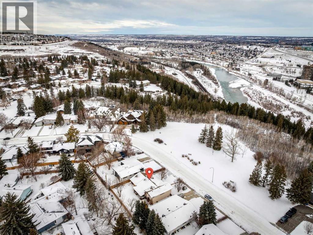 Single Family House 4 Level for Sale in  Wildwood Drive SW Wildwood Calgary 