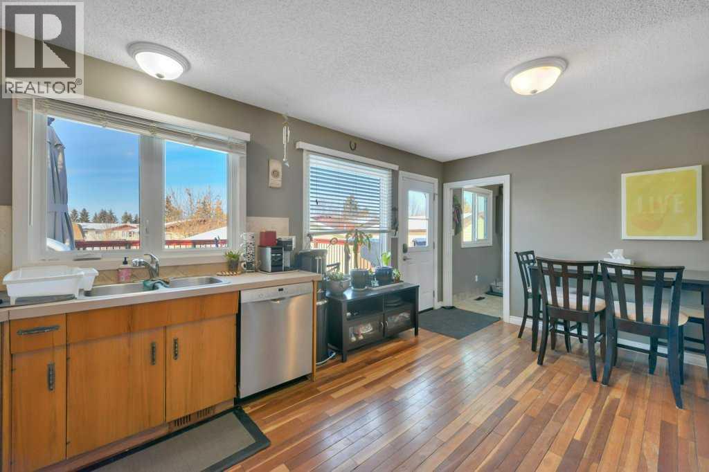 24 Mcgill Street, Red Deer