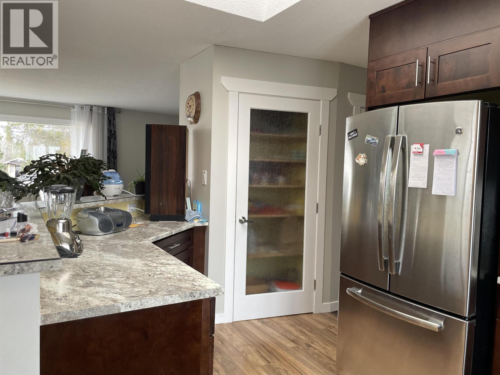 2498 DEVONSHIRE CRESCENT - 9