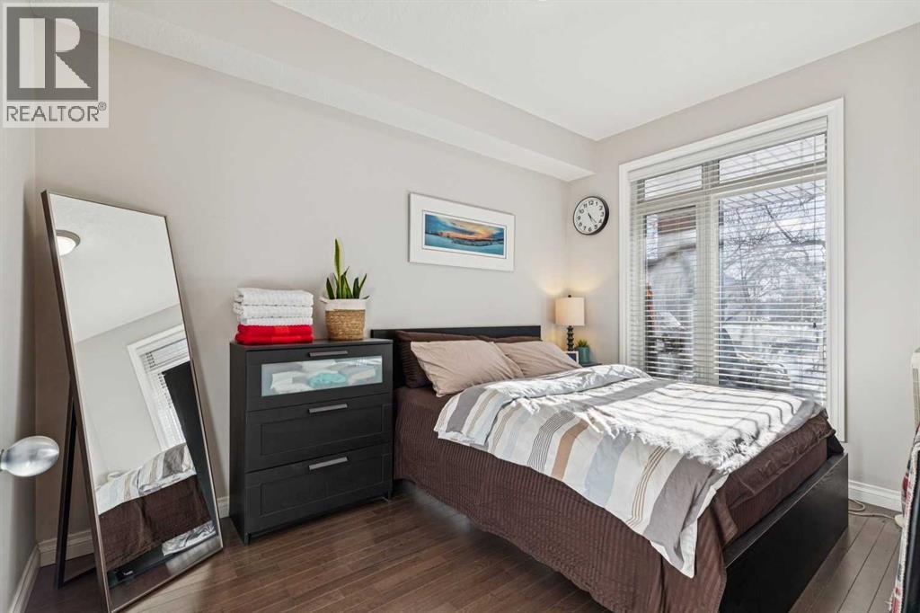 Single Family House for Sale in   Hemlock Crescent SW Spruce Cliff Calgary 