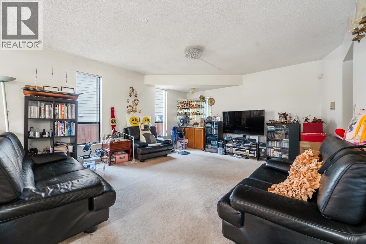 10613 YARMISH DRIVE, Richmond