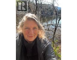 Block 200 Hudgrove Rd, Lake Cowichan, BC V0R2G0 Photo 13