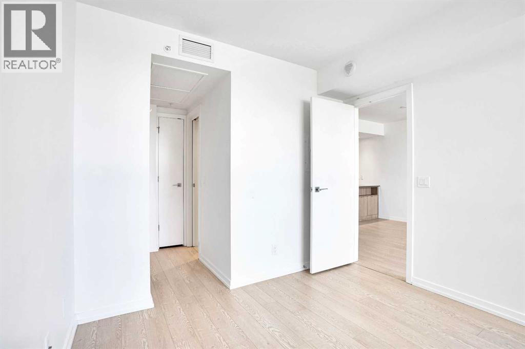 Single Family House for Sale in    Street SW Chinatown Calgary 