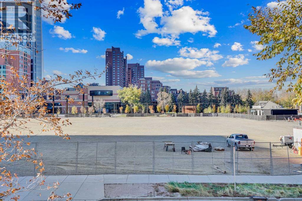 Single Family House for Sale in    Street SW Chinatown Calgary 