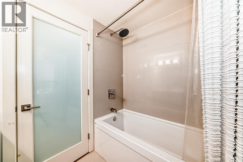 Single Family House for Sale in    Avenue SW Beltline Calgary 