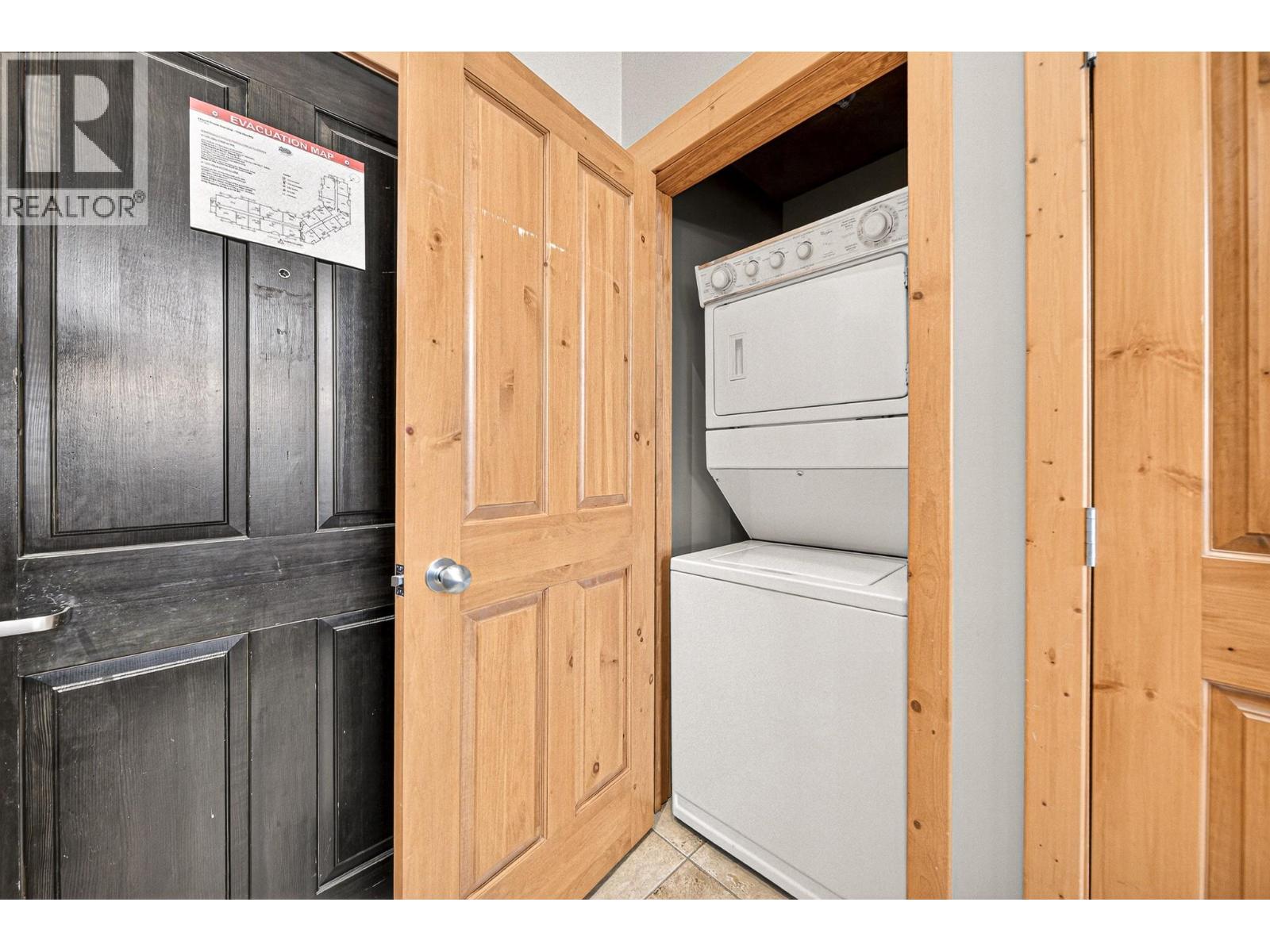 5350 HIGHLINE Drive Unit# 2316, Fernie