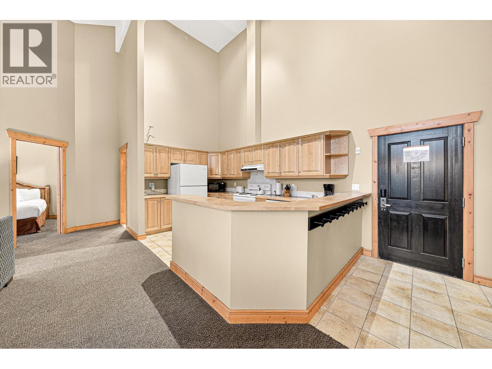 5350 HIGHLINE Drive Unit# 2316, Fernie